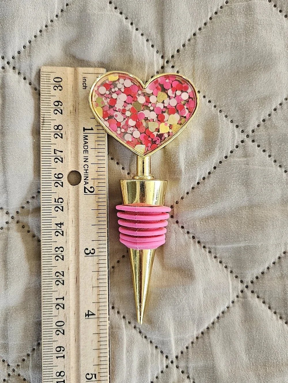 Wine bottle topper, glittery heart